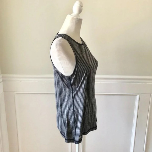 Ideology Black & Gray Stripe Active Tank Top Small - Picture 2 of 5